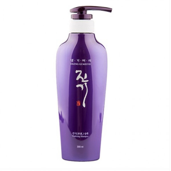 DAENG GI MEO RI Восстанавливающий шампунь для ослабленных волос Vitalizing Shampo (500 мл)