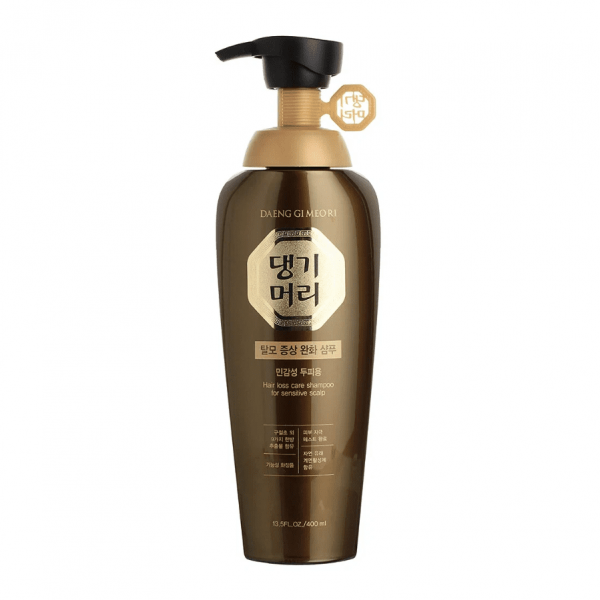 DAENG GI MEO RI Шампунь от выпадения волос для чувствительной кожи головы Hair Loss Care Shampoo For Sensitive Scalp (400 мл)