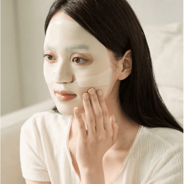 Luvum Осветляющая гидрогелевая маска для сияния кожи лица с юдзу Afterglow Yuja Gel Mask (33 г)