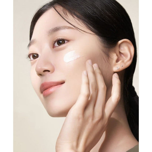 The History of Whoo Антивозрастной солнцезащитный флюид для лица Sunquid Gong Jin Huang UV Protective Lotion SPF50+ PA++++ (50 мл)