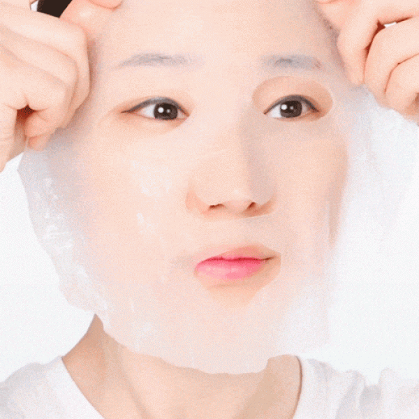 JMsolution Антивозрастная парфюмированная тканевая маска для лица с ароматом мандарина, розового пиона и белого мускуса Jmella Disney Daily Mask EX Blooming Peony (30 мл)