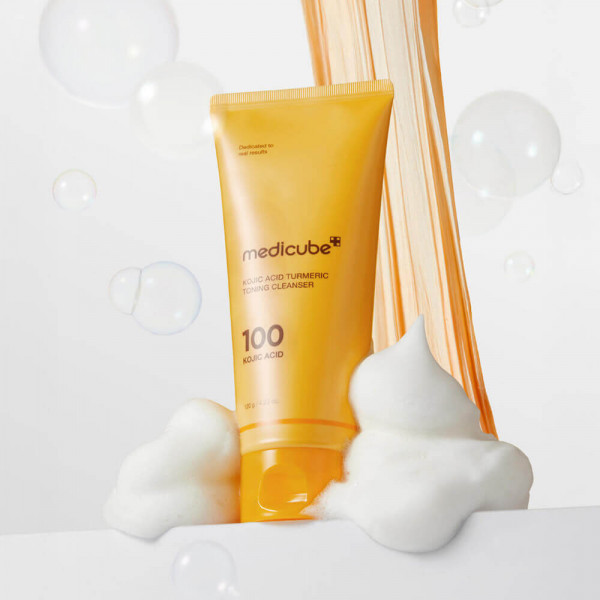 Medicube Тонизирующая пенка для умывания c койевой кислотой и куркумой Kojic Acid Turmeric Toning Cleanser (120 г)