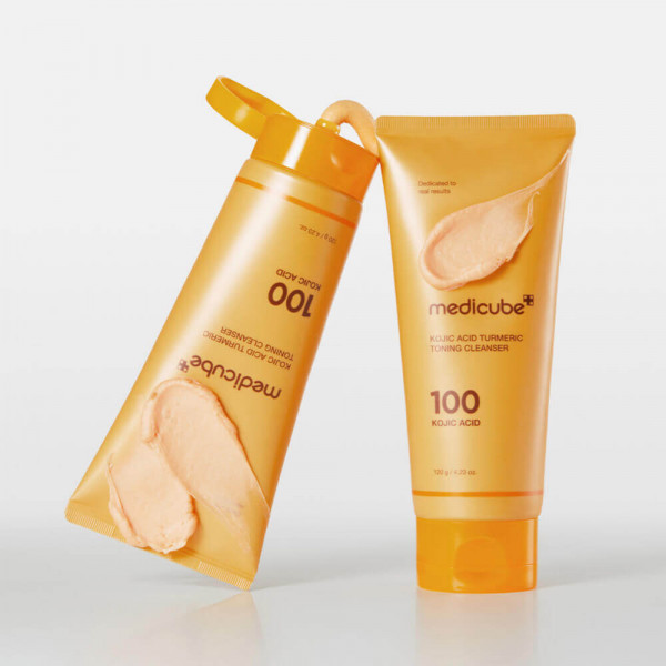 Medicube Тонизирующая пенка для умывания c койевой кислотой и куркумой Kojic Acid Turmeric Toning Cleanser (120 г)