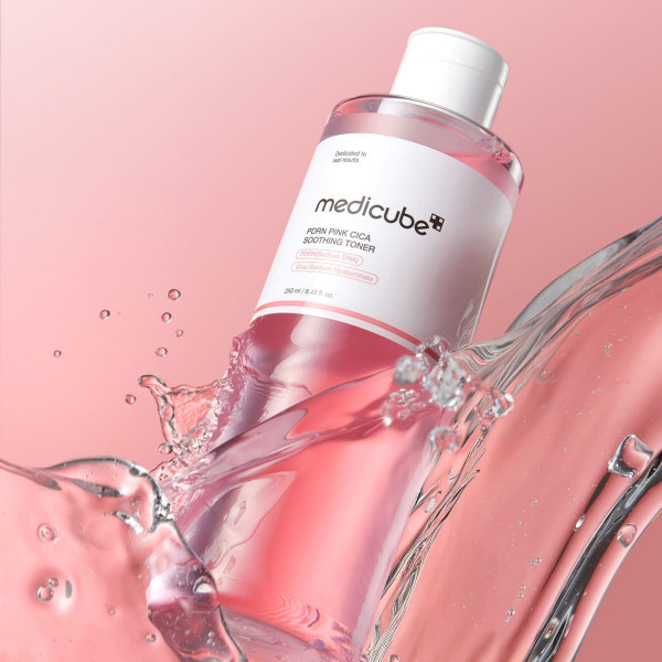 Medicube Пептидный тонер для упругости лица с PDRN PDRN Pink Cica Soothing Toner (250 мл)