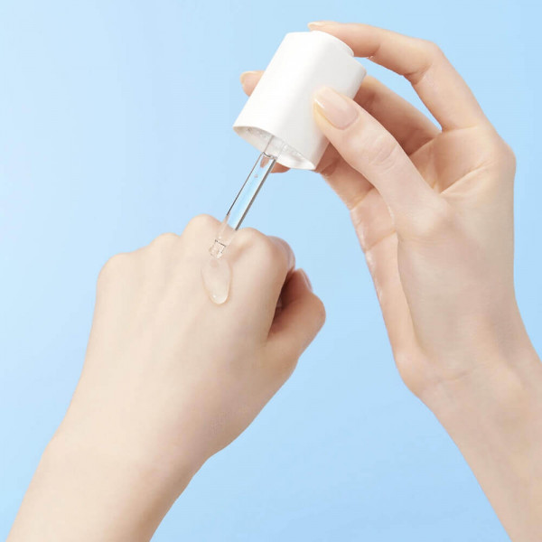 UIQ Охлаждающая сыворотка для лица с PDRN и экстрактом центеллы Biome Remedy Pore Reset PDRN Serum (30 мл)
