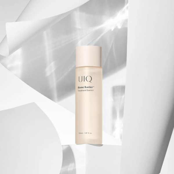 UIQ Восстанавливающая эссенция для лица с комплексом постбиотиков Biome Barrier Treatment Essence (150 мл)