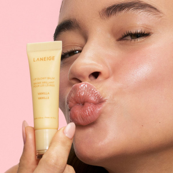 LANEIGE Восстанавливающий блеск-бальзам для губ "Ваниль" Lip Glowy Balm Vanilla (5 г)