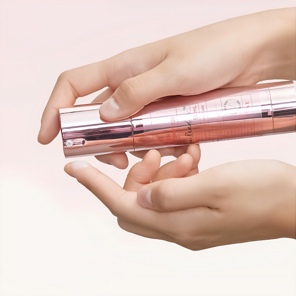 VT Cosmetics Бустер-сыворотка для лица с микроиглами и коллагеном Collagen Reedle Shot 100 Stick (50 мл)