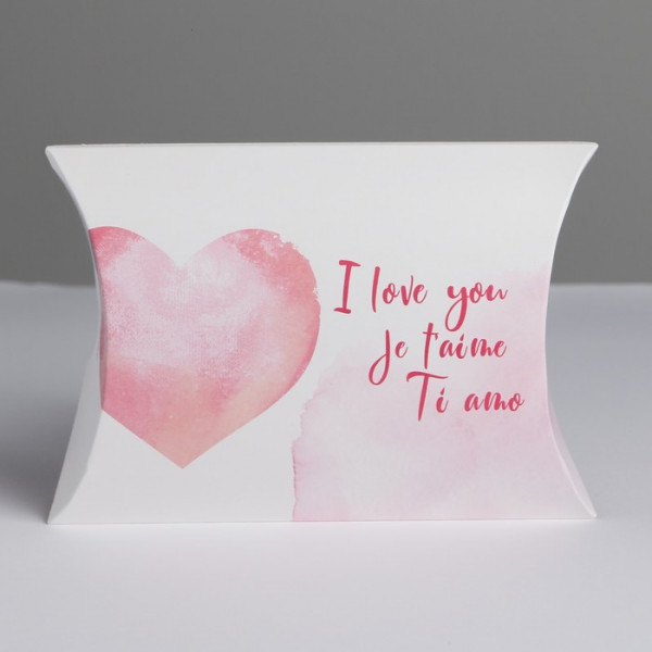 Коробка складная фигурная «С любовью», 11 × 8 × 2 см
