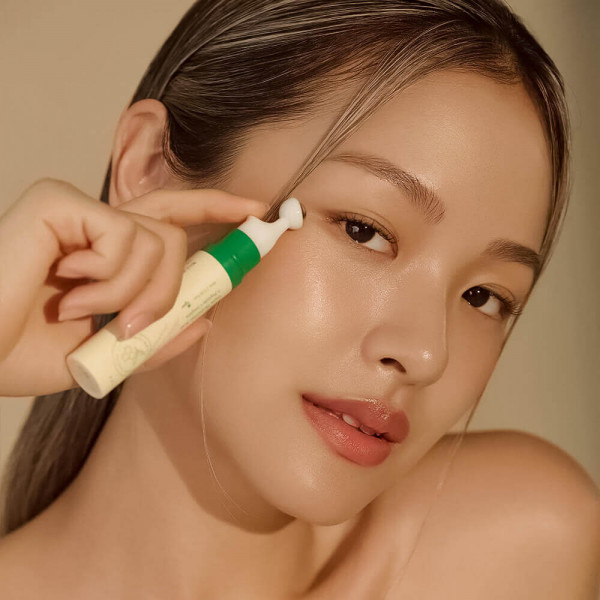 AXIS-Y Пептидная сыворотка для кожи вокруг глаз с массажным аппликатором Vegan Collagen Eye Serum (10 мл)