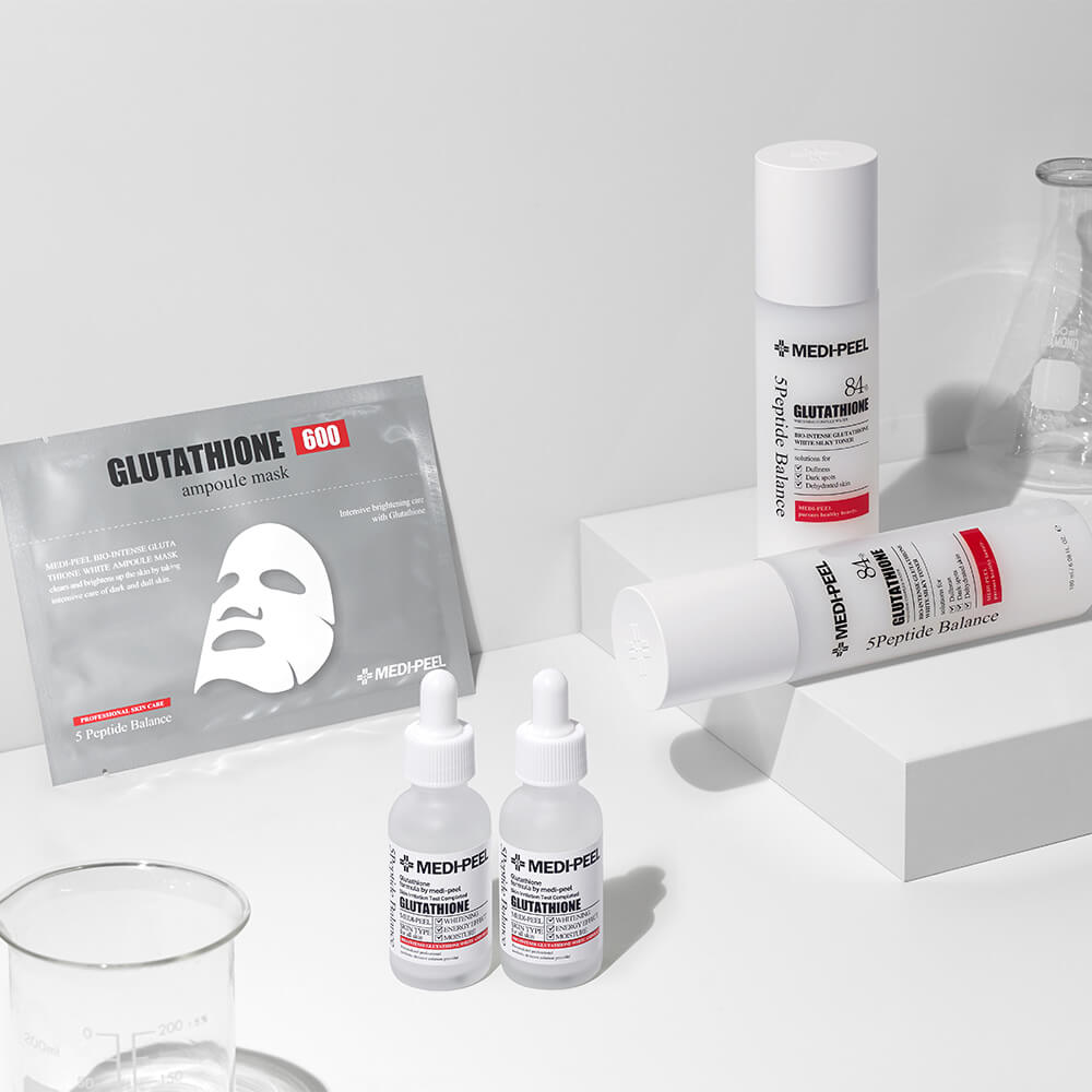 glutathione 600 ampoule mask MEDIPEEL⁺ Ампульная маска от пигментации с глутатионом Glutathione 600  Ampoule Mask (30 мл)